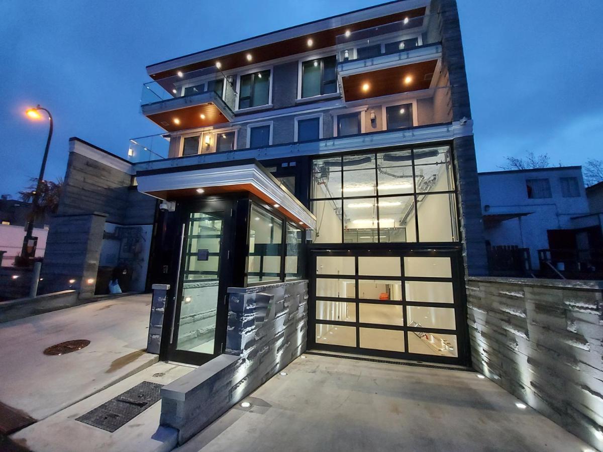 Apartamento Beautiful Bright 3 Bed Townhouse Vancouver Exterior foto