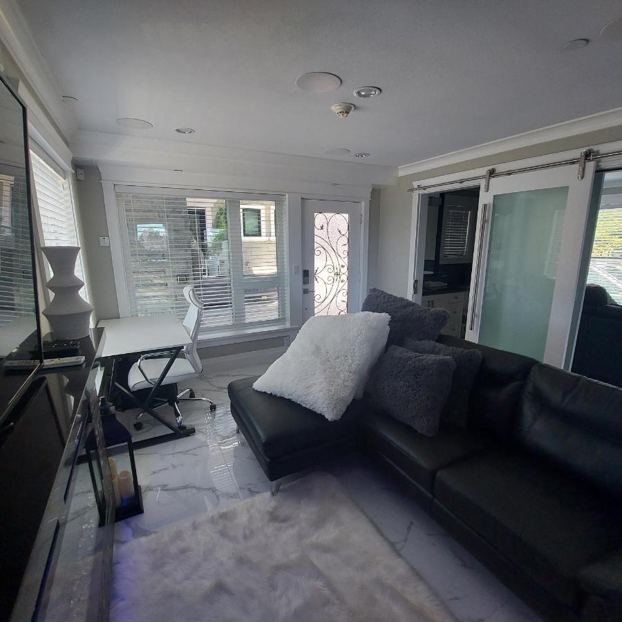 Apartamento Beautiful Bright 3 Bed Townhouse Vancouver Exterior foto