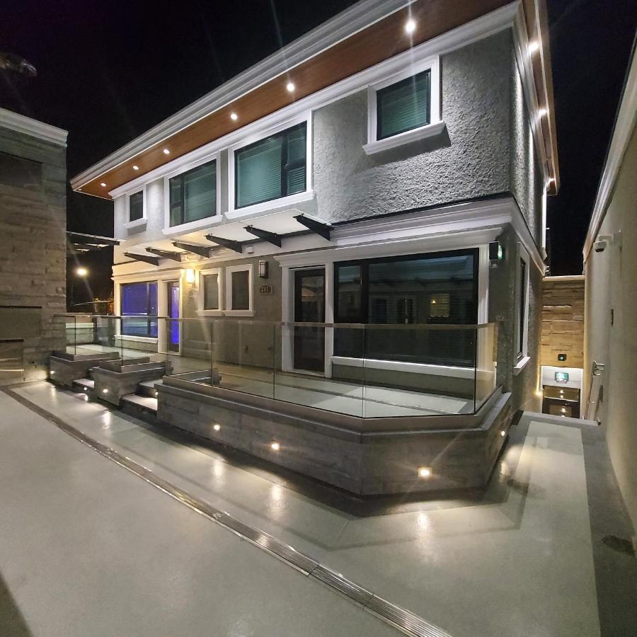 Apartamento Beautiful Bright 3 Bed Townhouse Vancouver Exterior foto